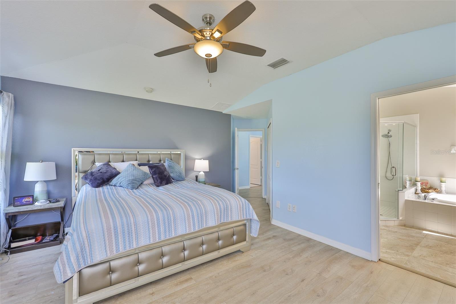 CARRIAGE POINTE PH 1 - Residential Lease