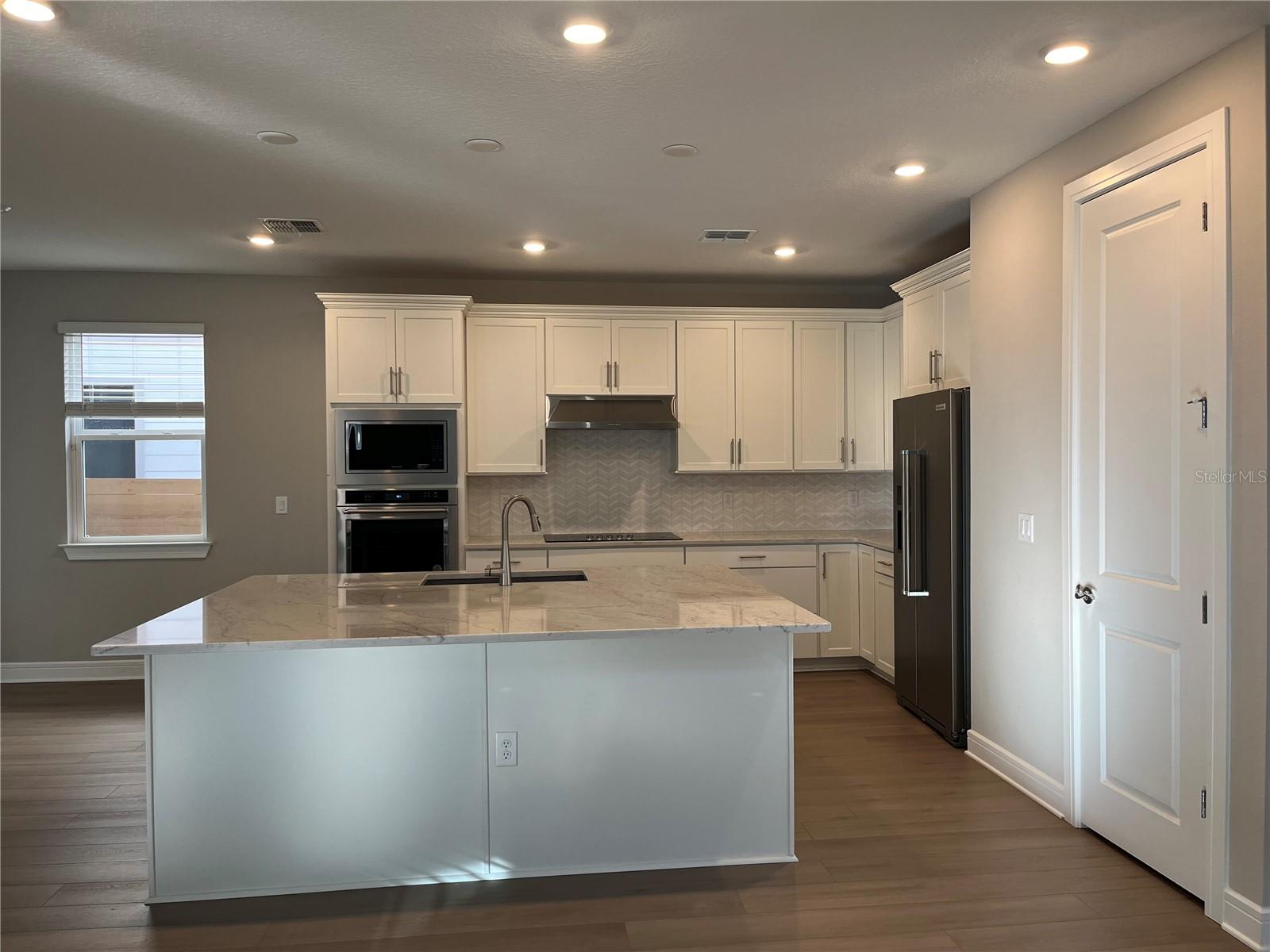 WESLYN PARK PH 2 - Residential Lease