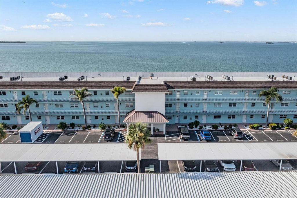 Photo of 7 Dunoon Place #304, Dunedin, FL 34698 (MLS # TB8410948)