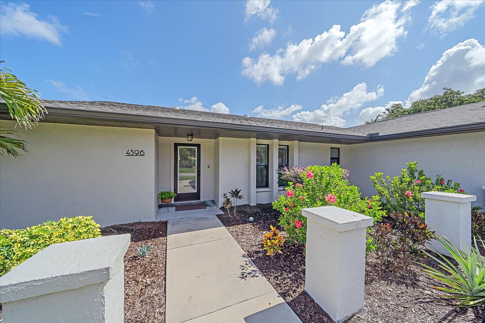 4396 PASADENA CIRCLE