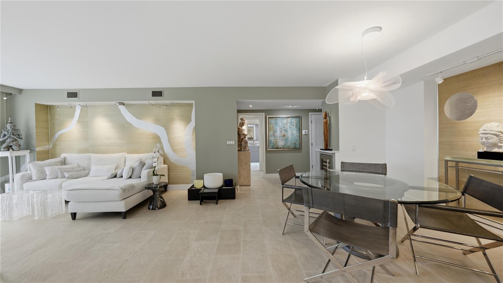 LIDO BEACH CLUB - Residential