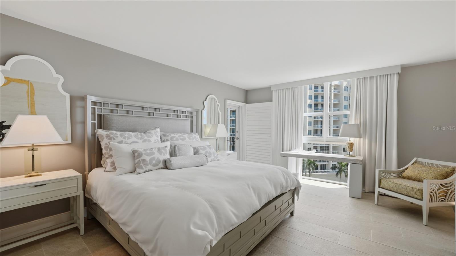 LIDO BEACH CLUB - Residential