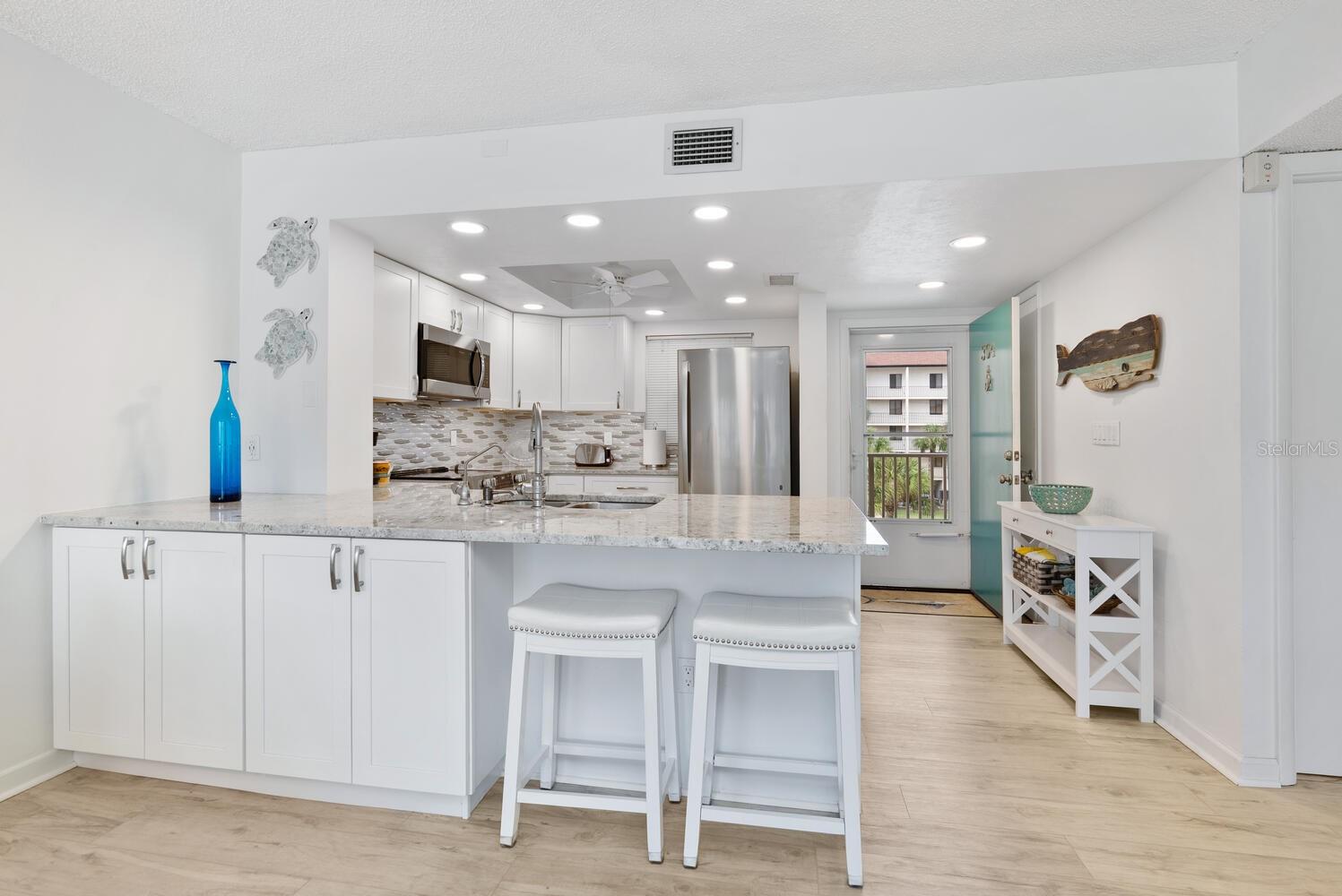 SIESTA HARBOR II - Residential