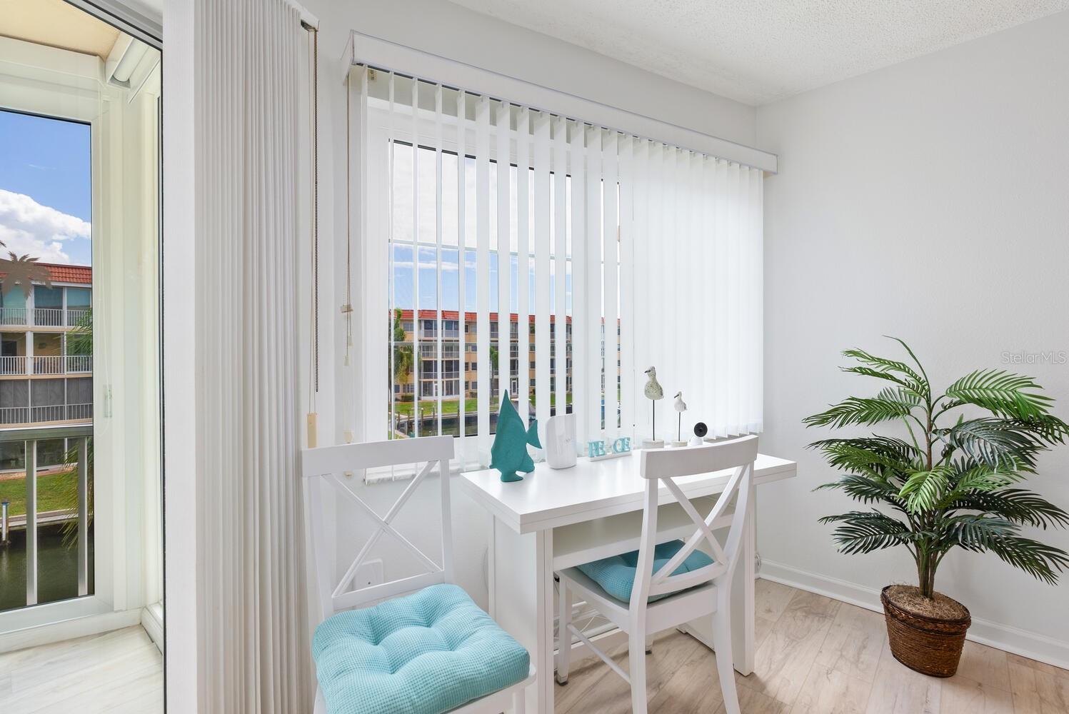 SIESTA HARBOR II - Residential