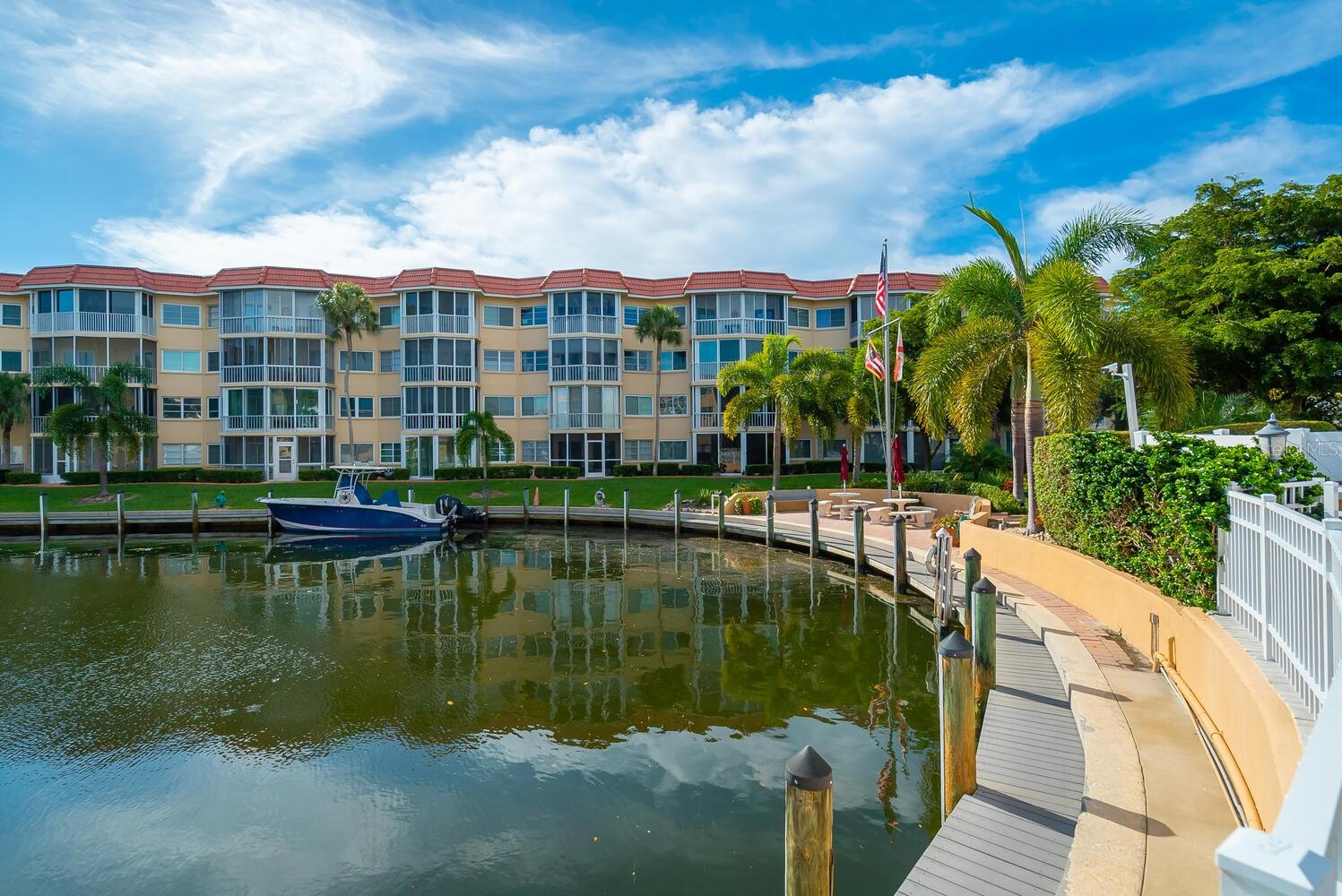 SIESTA HARBOR II - Residential