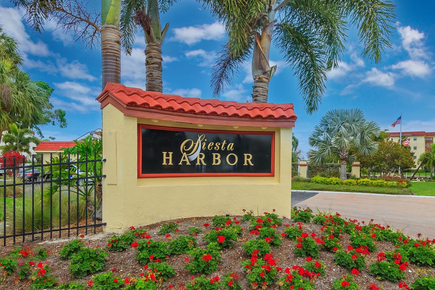 SIESTA HARBOR II - Residential