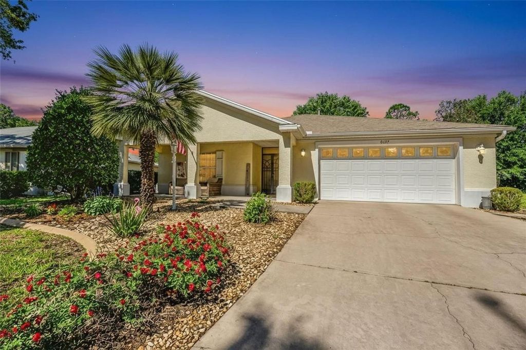 Photo of 8037 SW 81st Loop, Ocala, FL 34476 (MLS # OM722371)