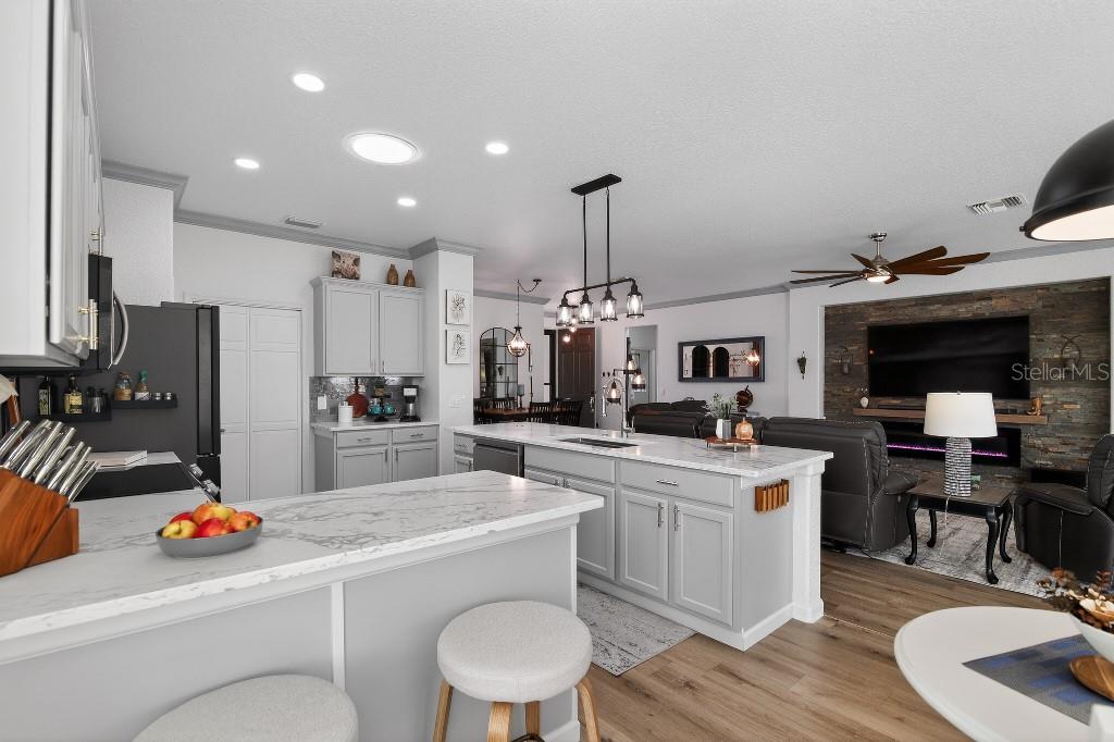 STONE CREEK BY DEL WEBB-SEBASTIAN - Residential