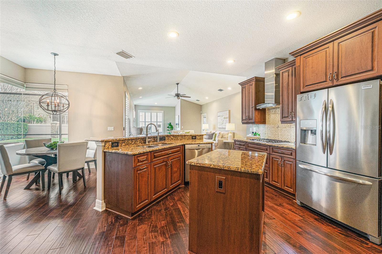 DEER CREEK - Residential