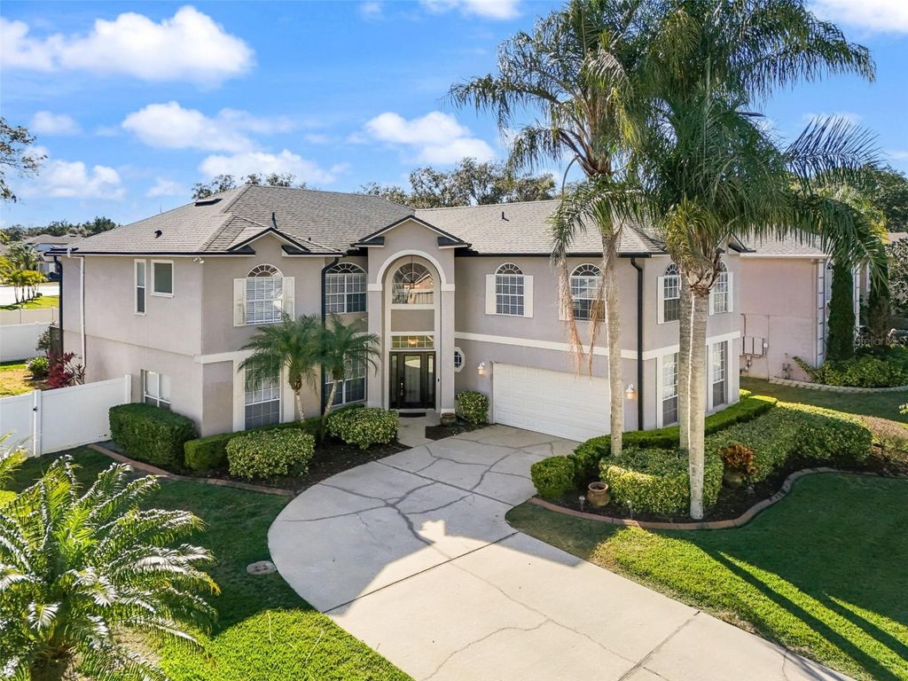 Photo of 2430 Turnberry Drive, Oviedo, FL 32765 (MLS # O6374861)