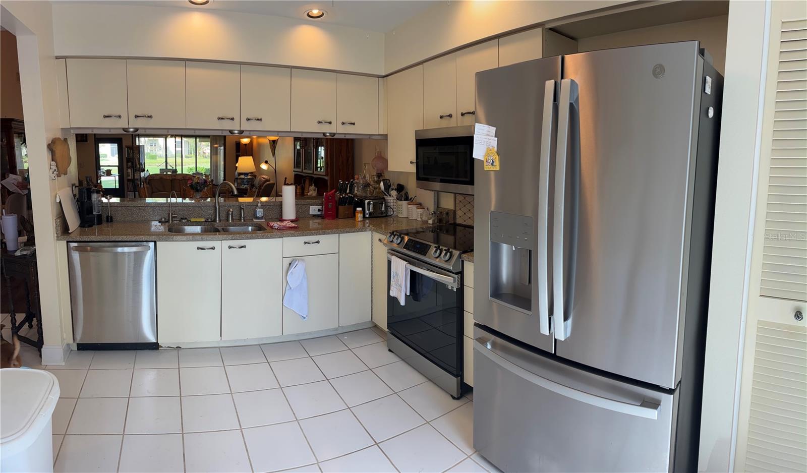 4521 KINGSMERE 6