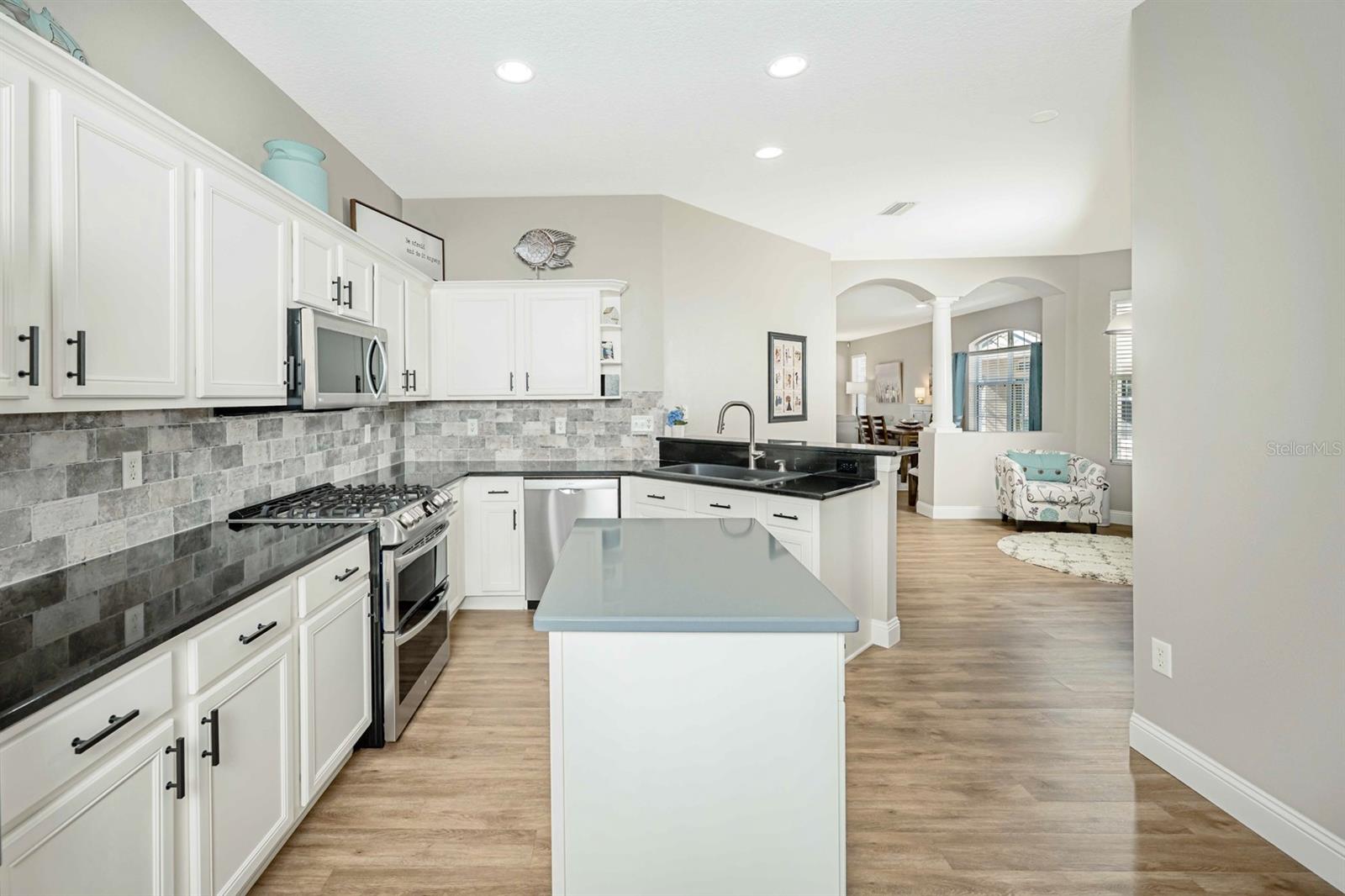 FISHHAWK RANCH PH 2 PRCL - Residential