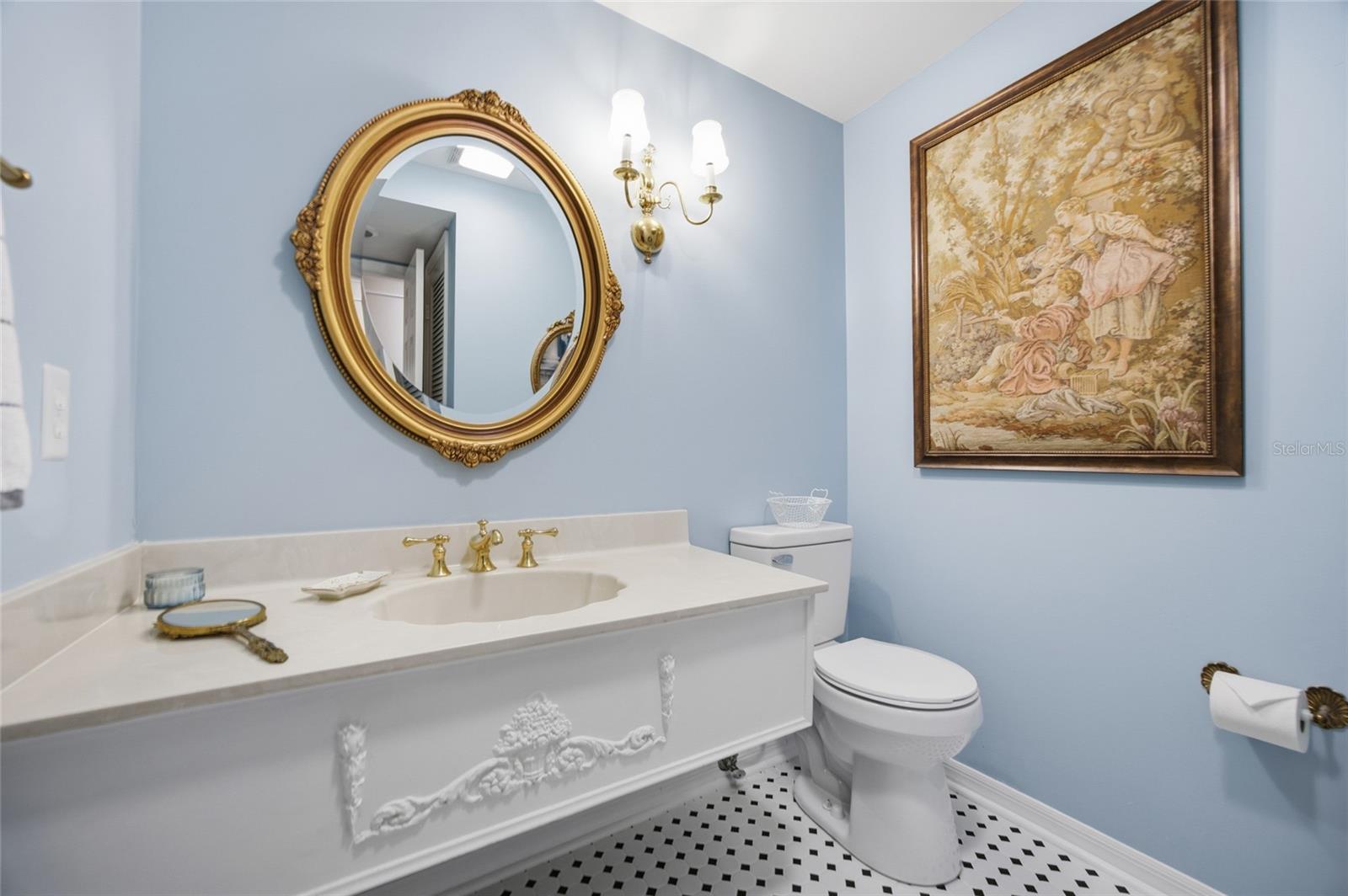 THOMPSON EAST SUB UNIT 2 - Residential