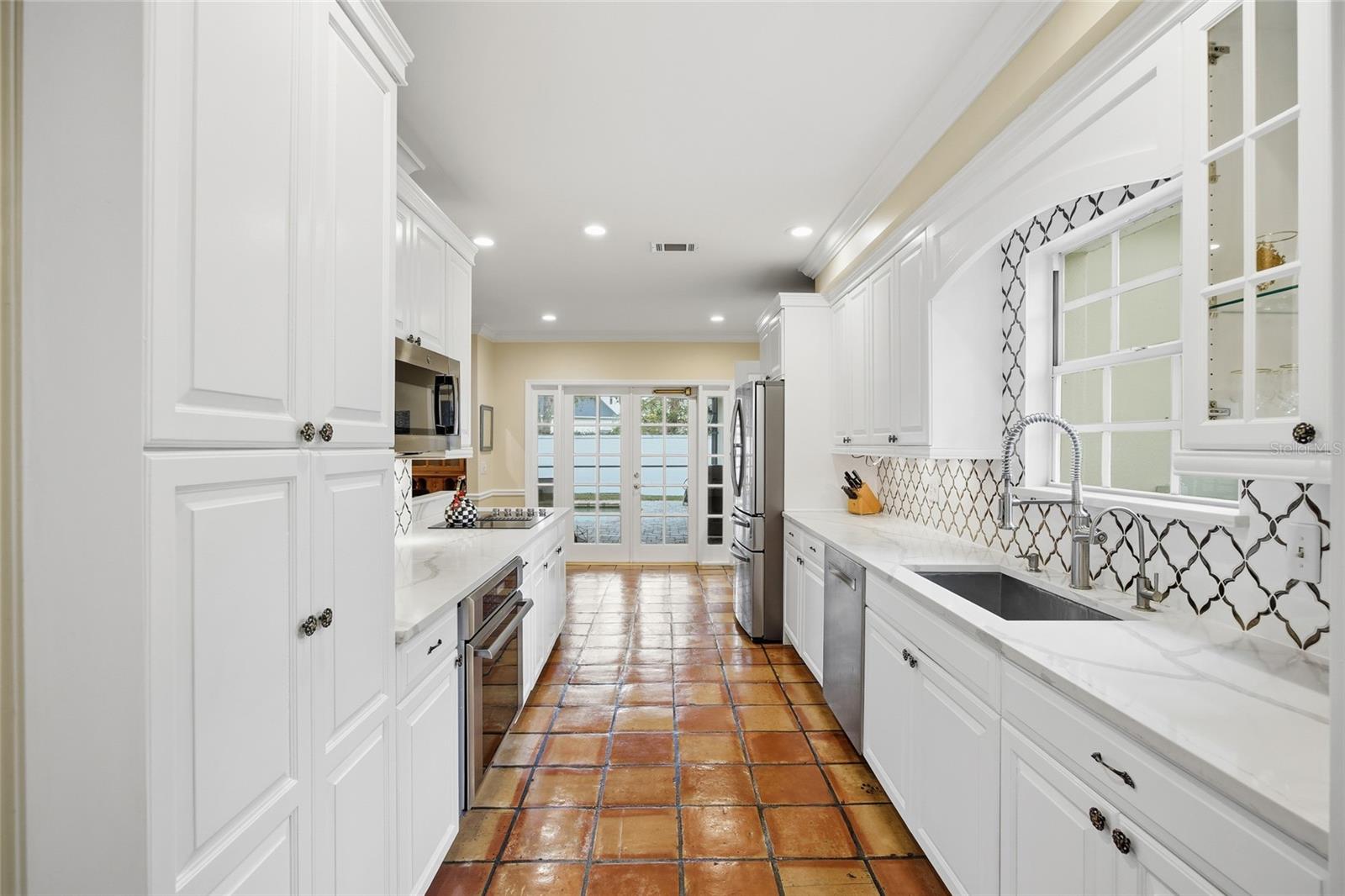 THOMPSON EAST SUB UNIT 2 - Residential