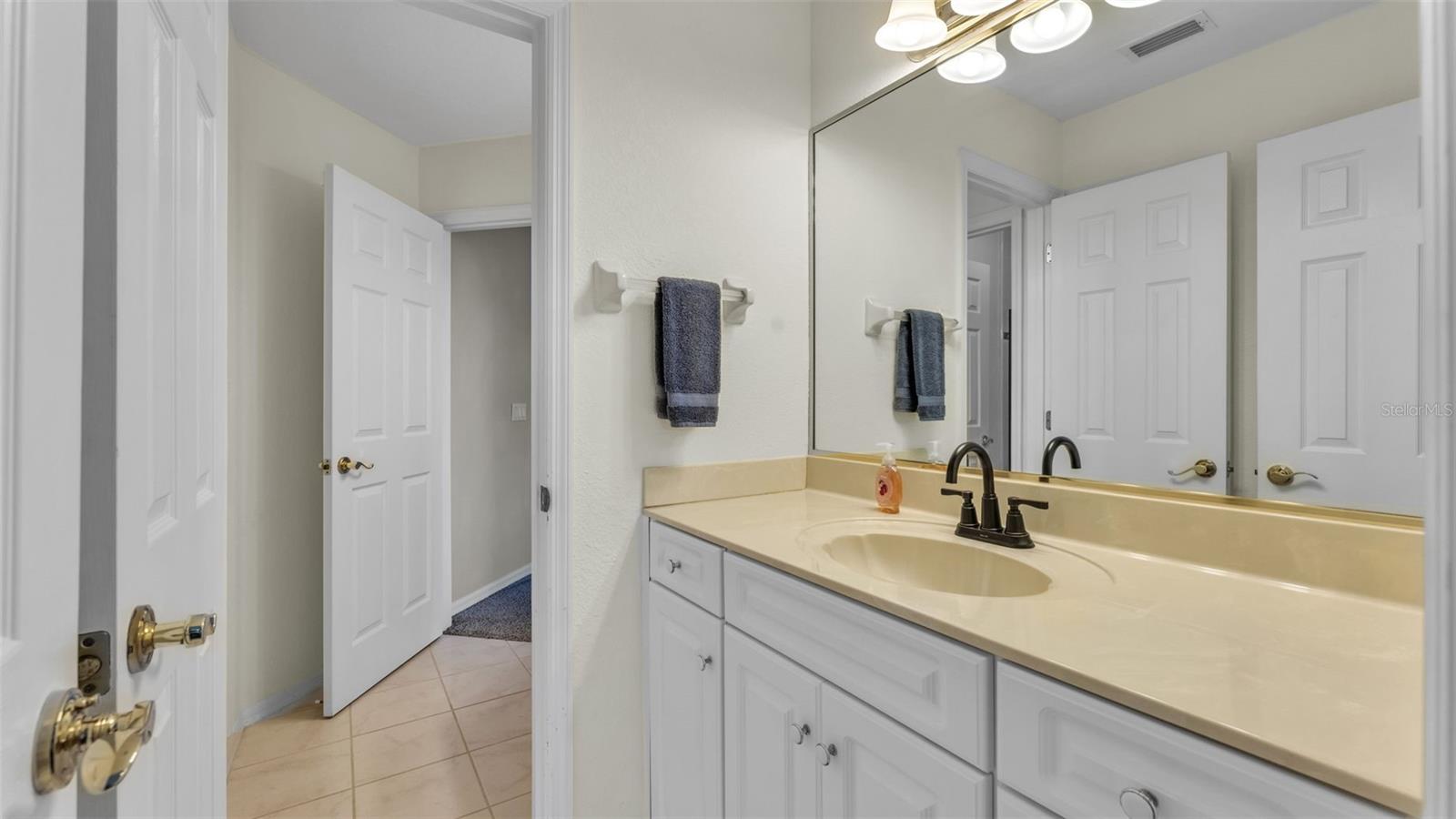 CREWS LAKE HILLS ESTATES - Residential