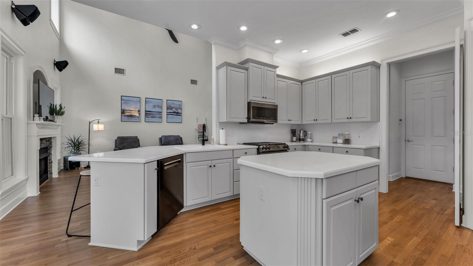 CREWS LAKE HILLS ESTATES - Residential