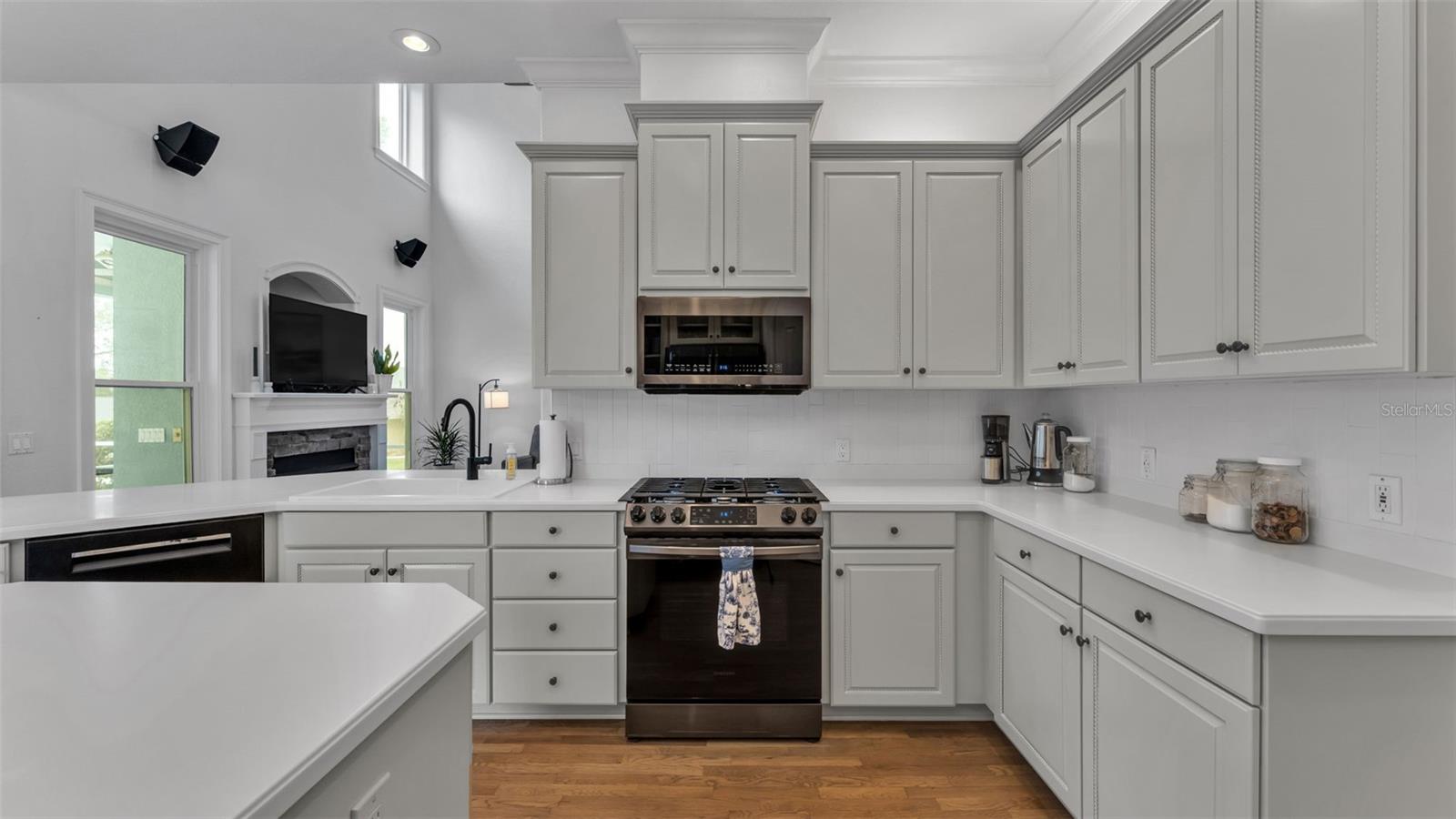 CREWS LAKE HILLS ESTATES - Residential