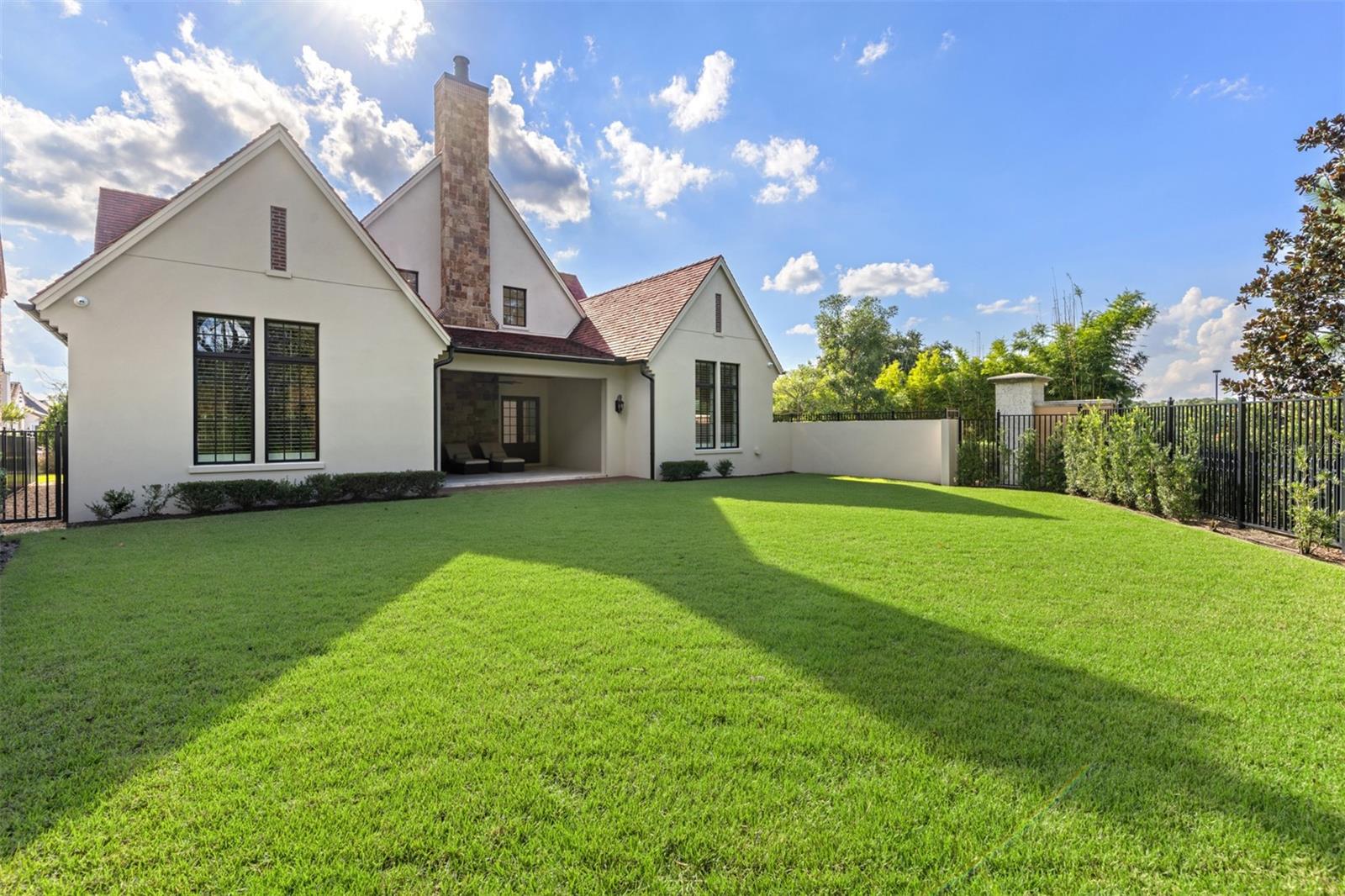 GOLDEN OAK PH 5 - Residential