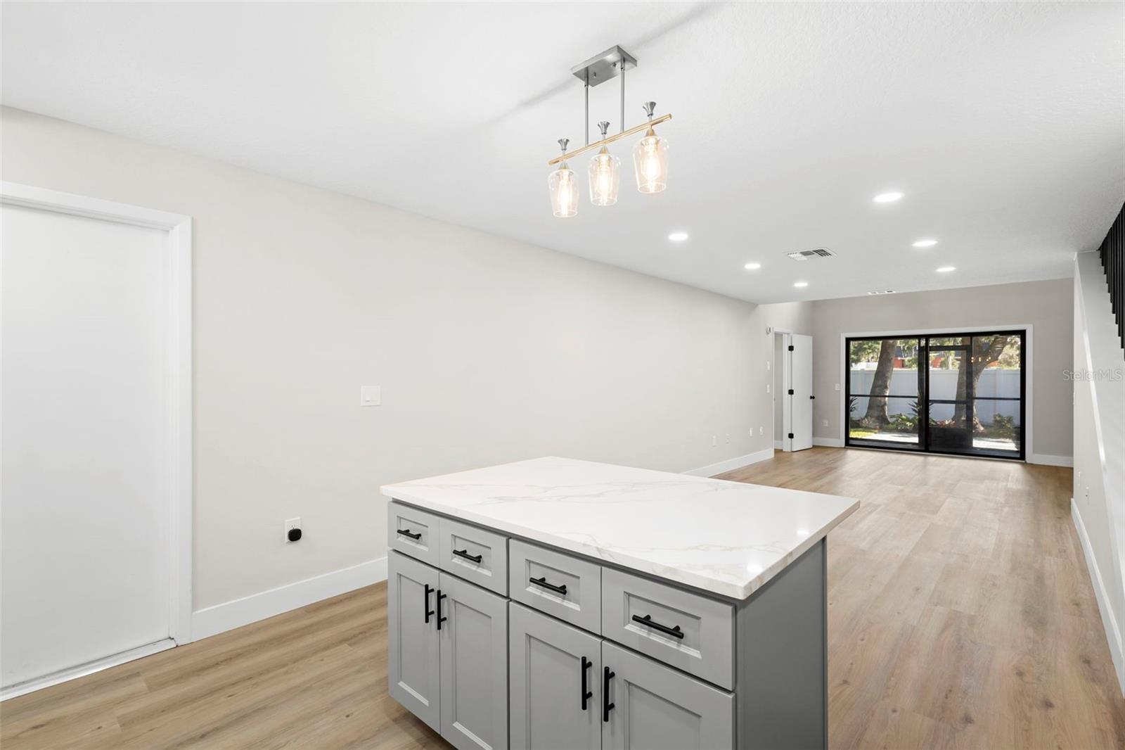 CODRINGTONS BLK 17 DELAND - Residential Lease