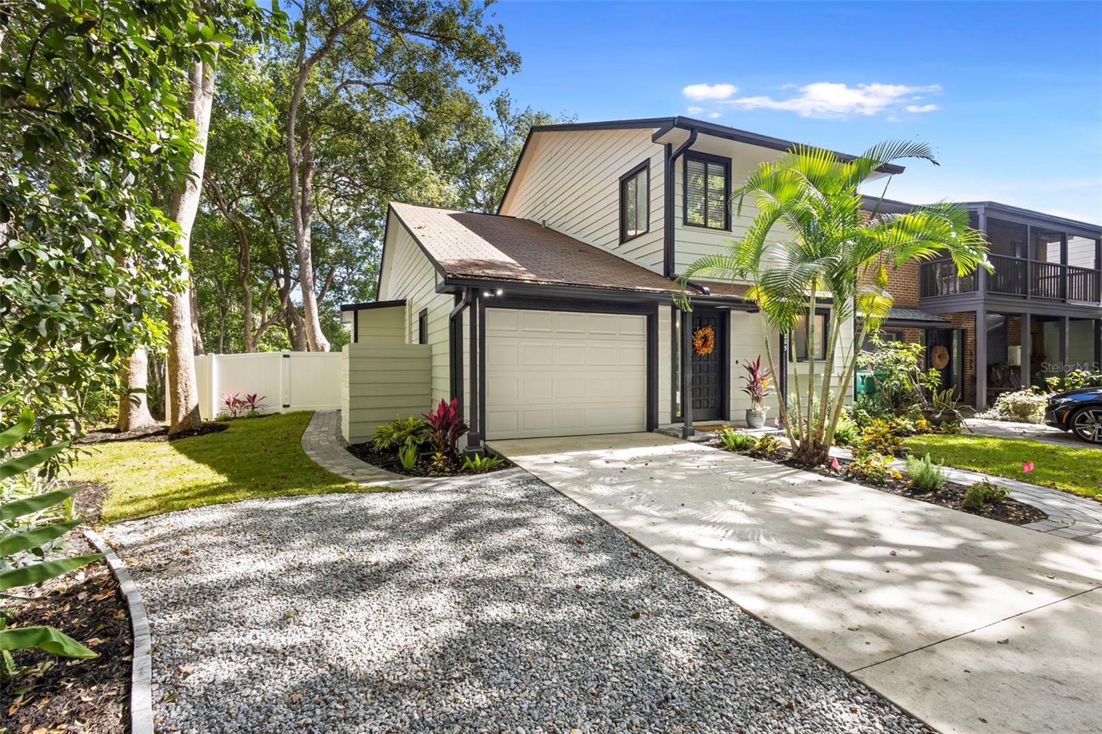 CODRINGTONS BLK 17 DELAND - Residential Lease