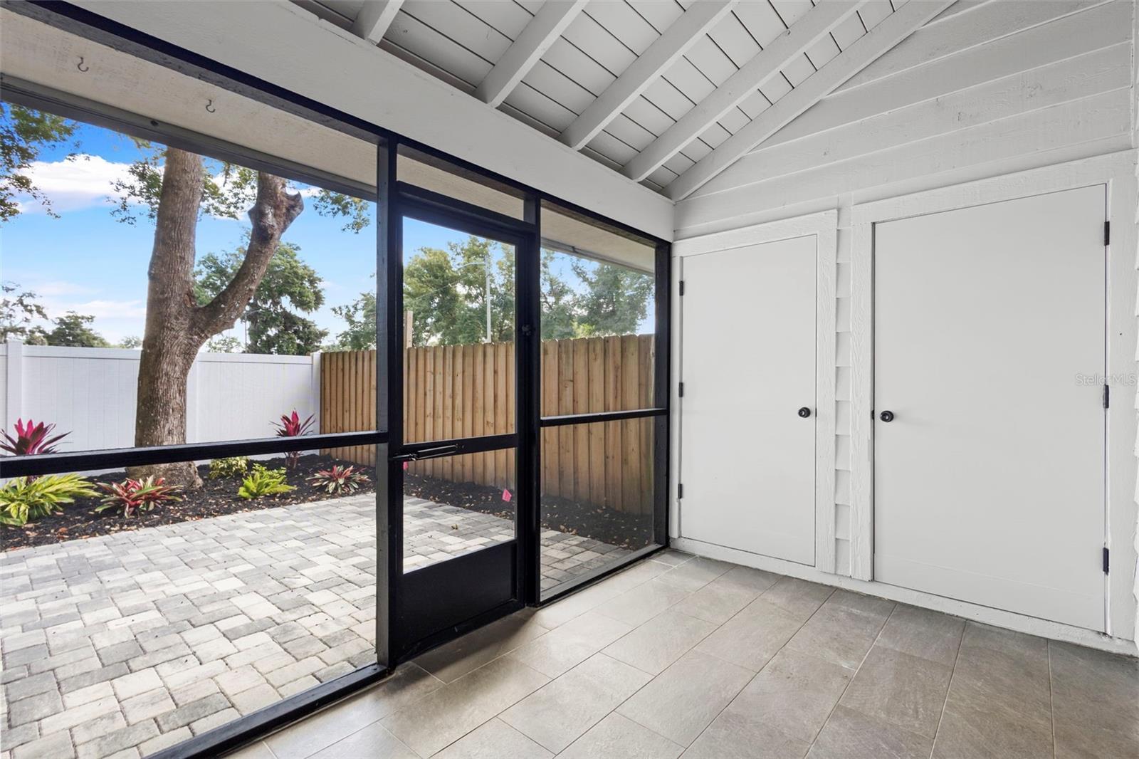 CODRINGTONS BLK 17 DELAND - Residential Lease