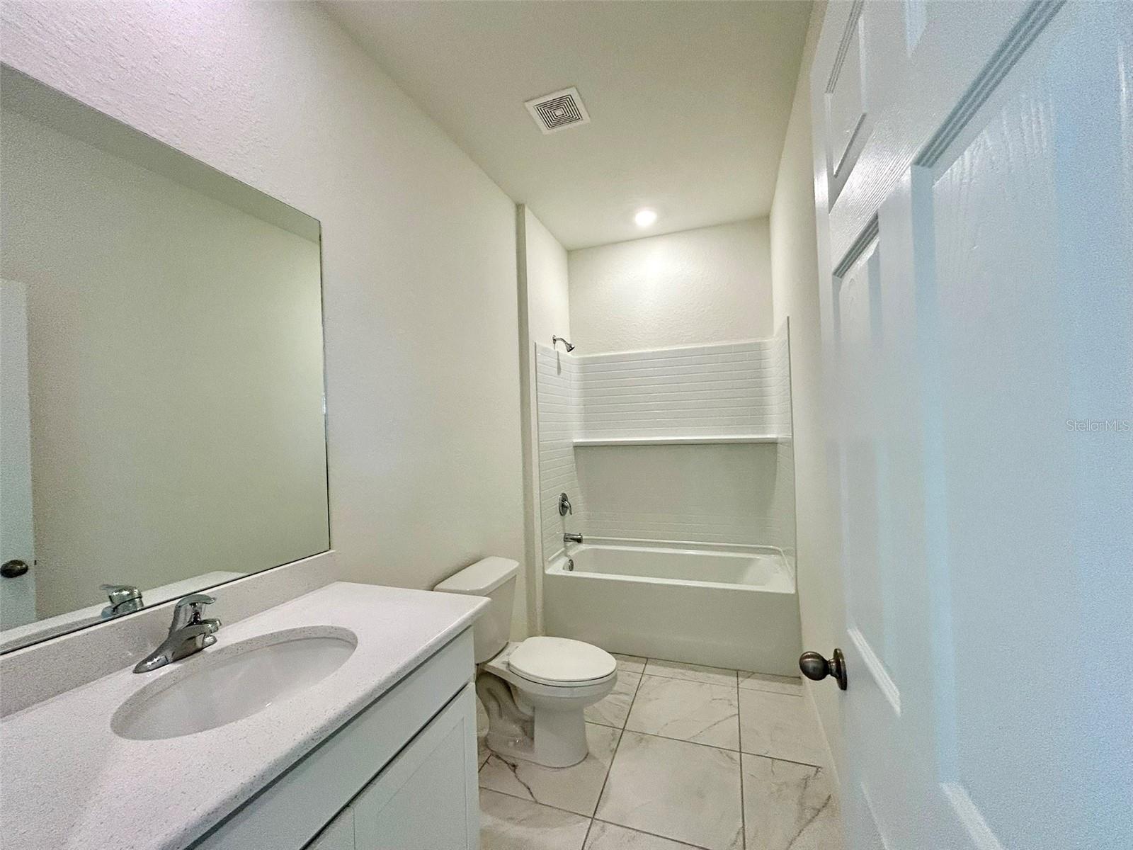 PORT CHARLOTTE SUB 32 - Residential Lease