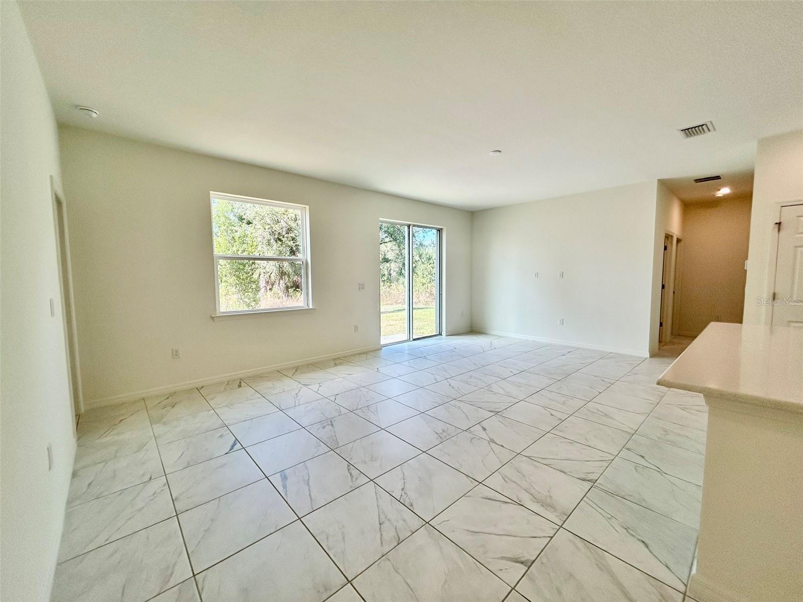 PORT CHARLOTTE SUB 32 - Residential Lease