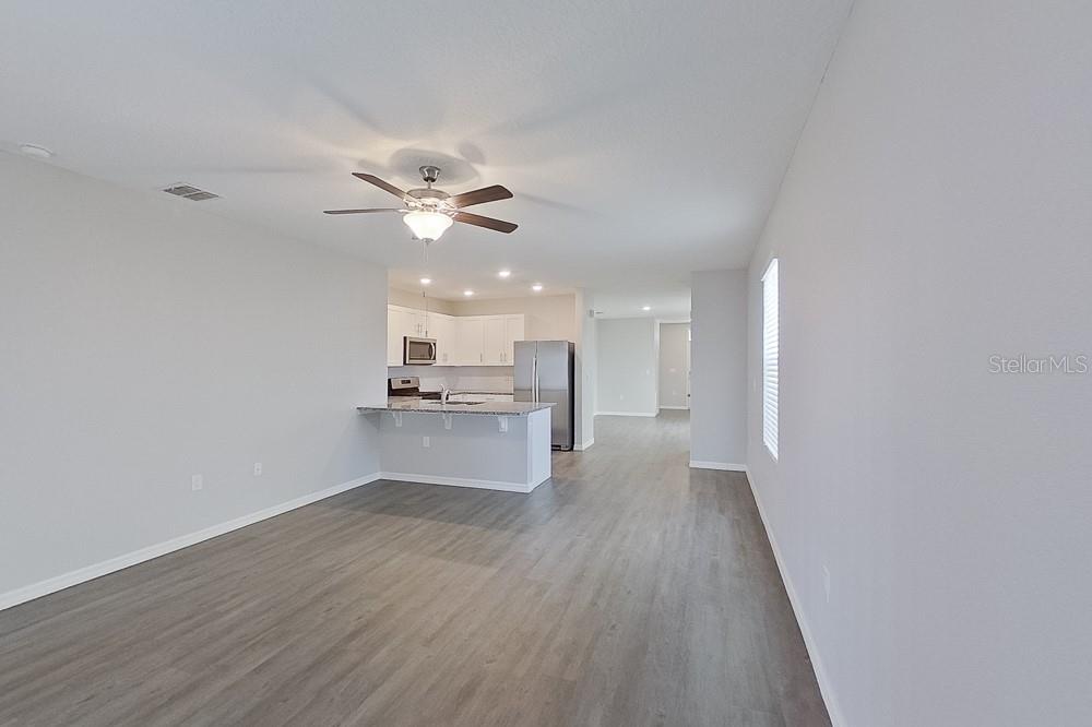 LAKE GRIFFIN RESERVE - Residential Lease