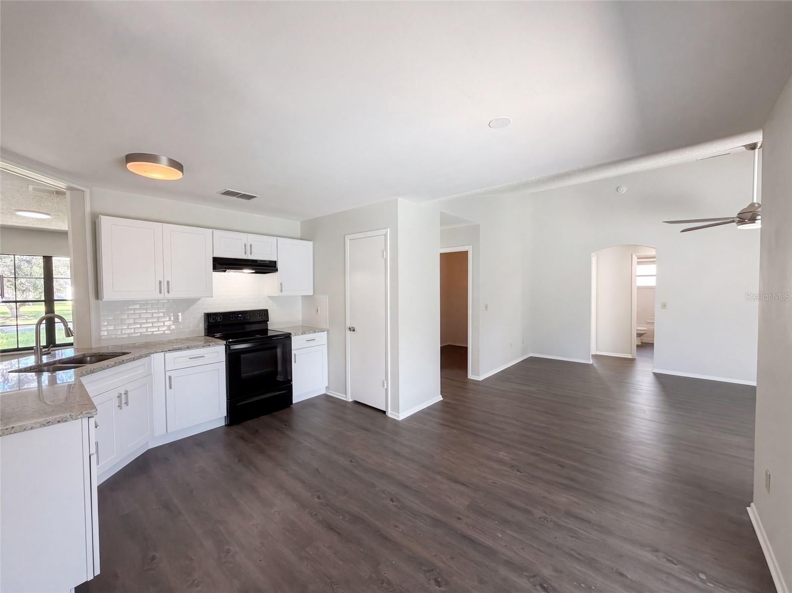 7704 SIMON RIDGE COURT