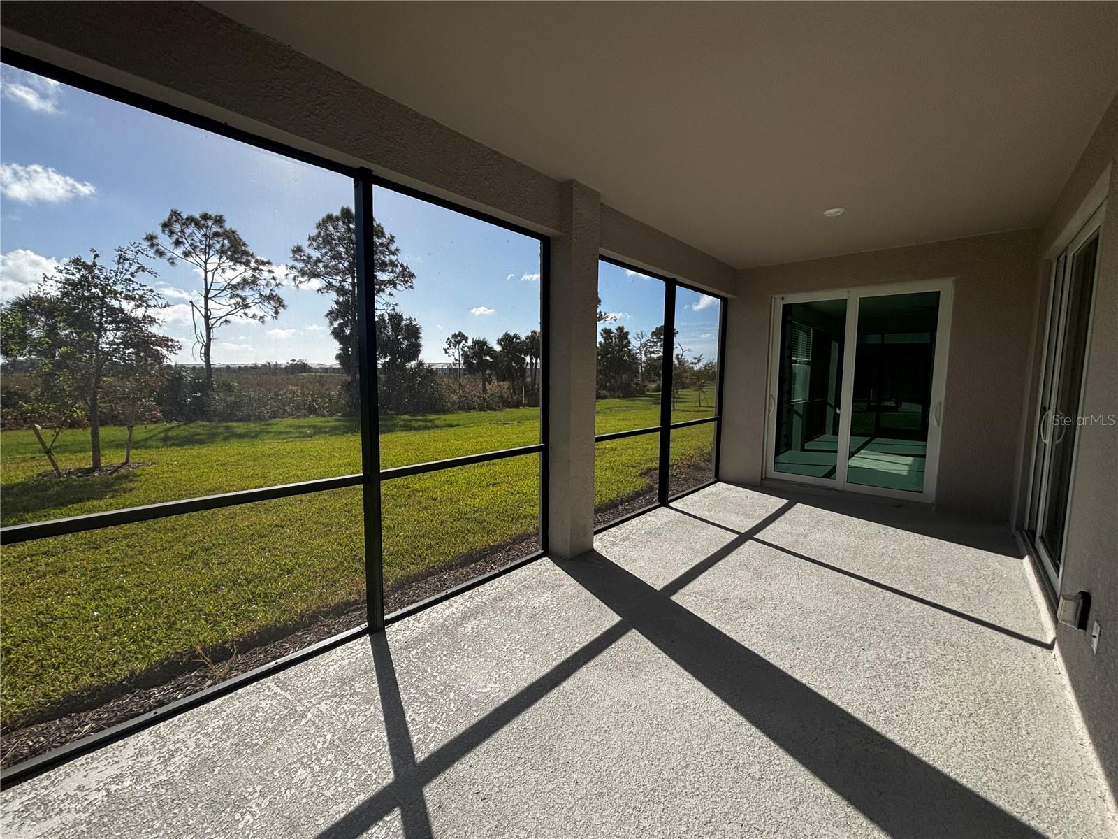 WELLEN PARK GOLF & COUNTRY CLUB - Residential Lease