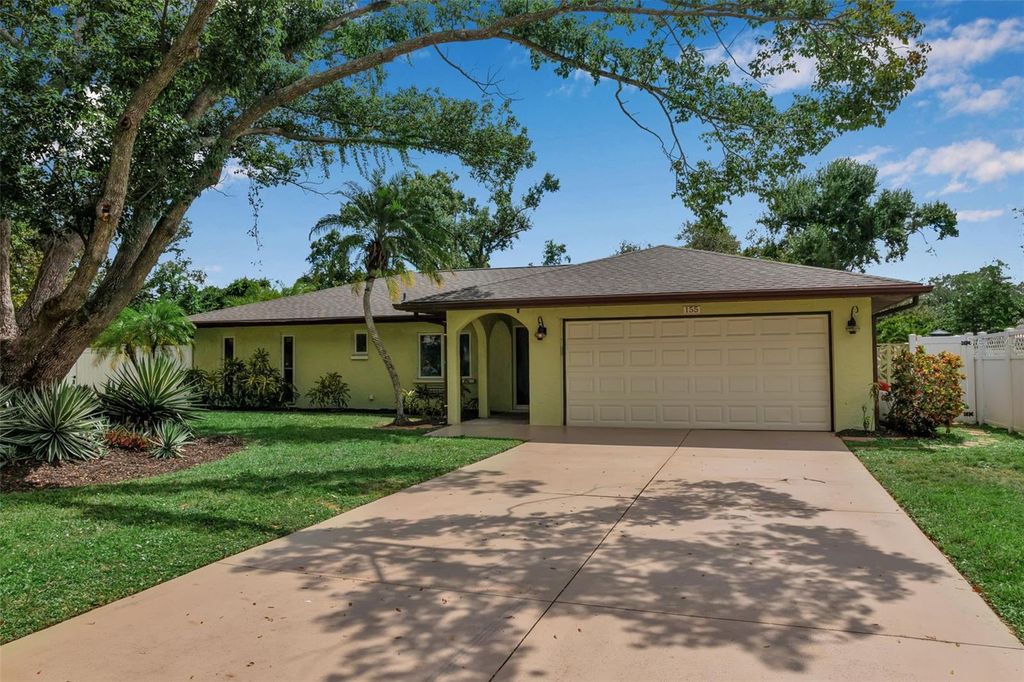 Photo of 155 Mimosa Circle, Sarasota, FL 34232 (MLS # A4667173)