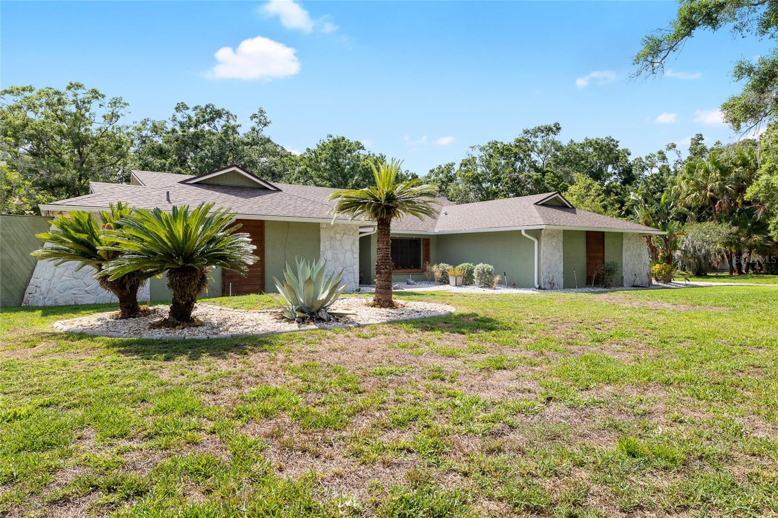 4301 HUDSON LANE