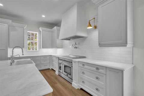 Tiny photo for 4230 Lower Park Road, Orlando, FL 32814 (MLS # O6408539)