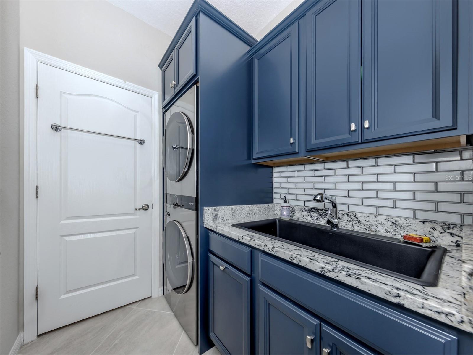 SARASOTA NATIONAL PH 9-B - Residential