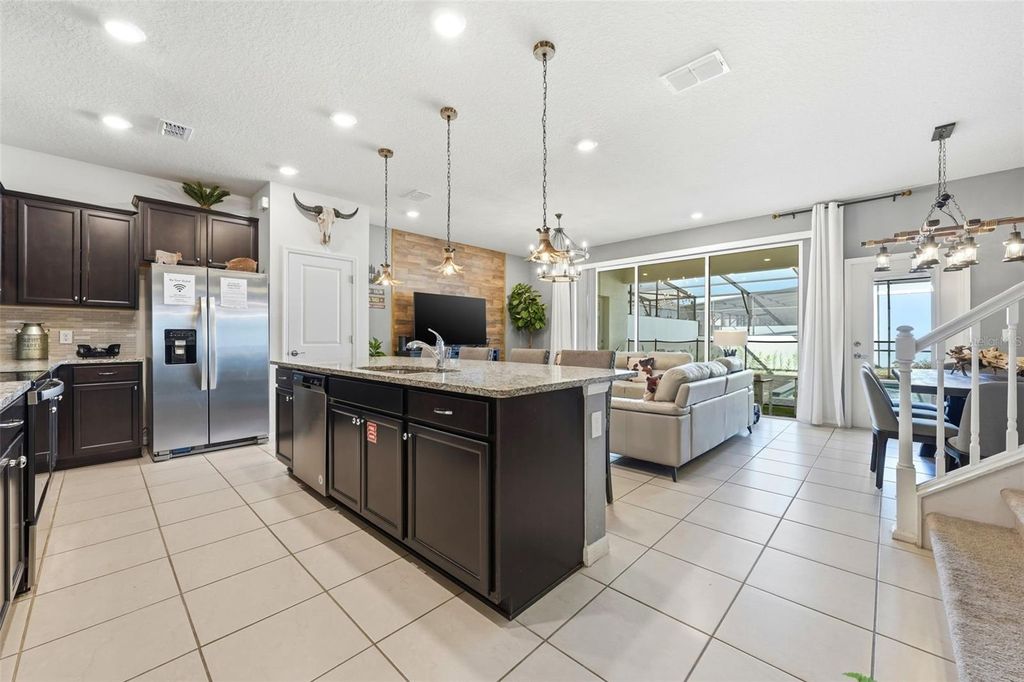 Photo of 626 Jasmine Ln, Davenport, FL 33897 (MLS # O6389172)