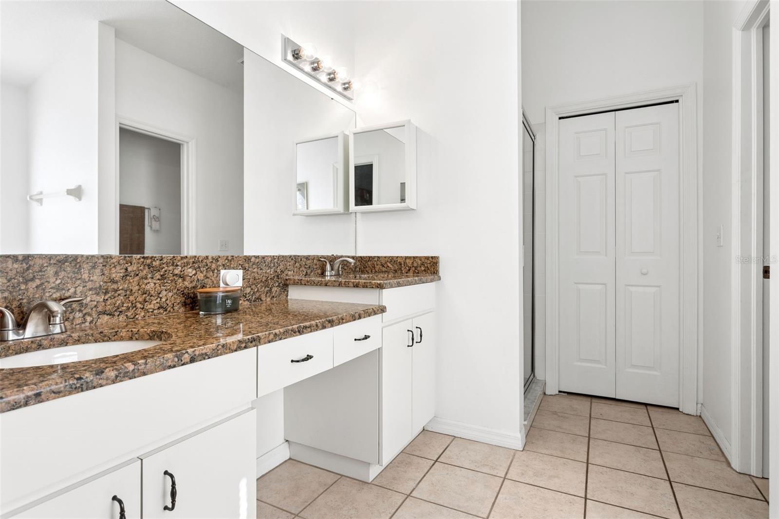 MEADOW POINTE - Residential