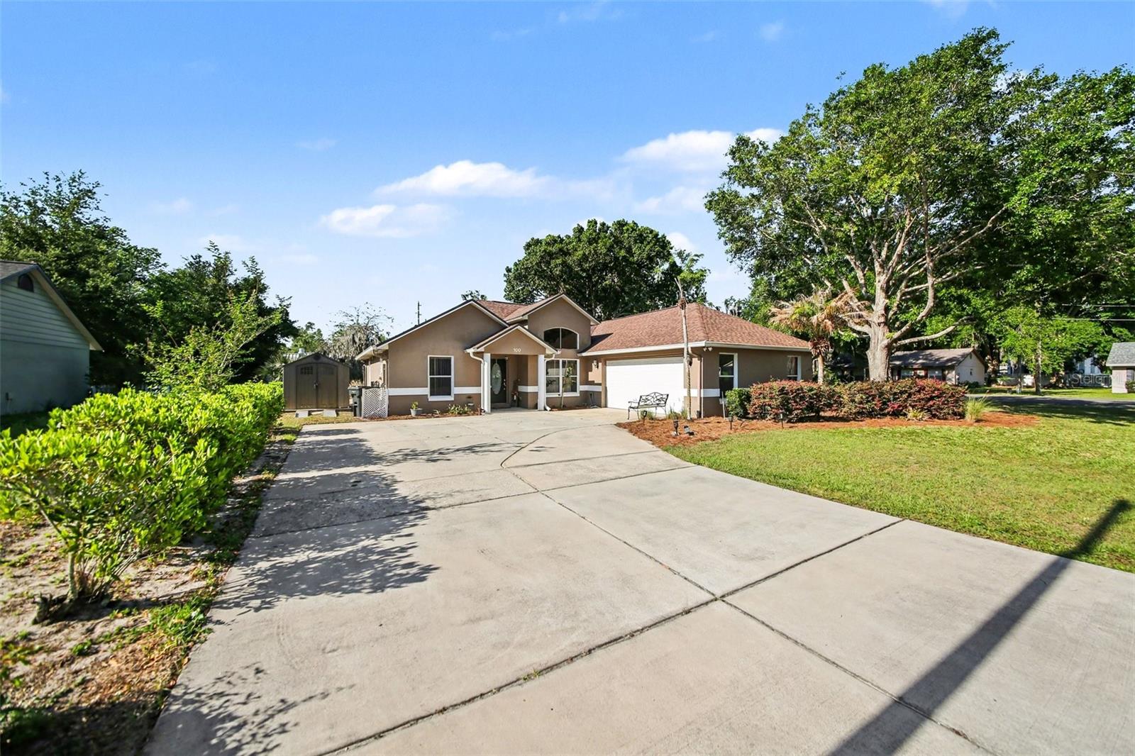 OAKLAND SHORES - Residential