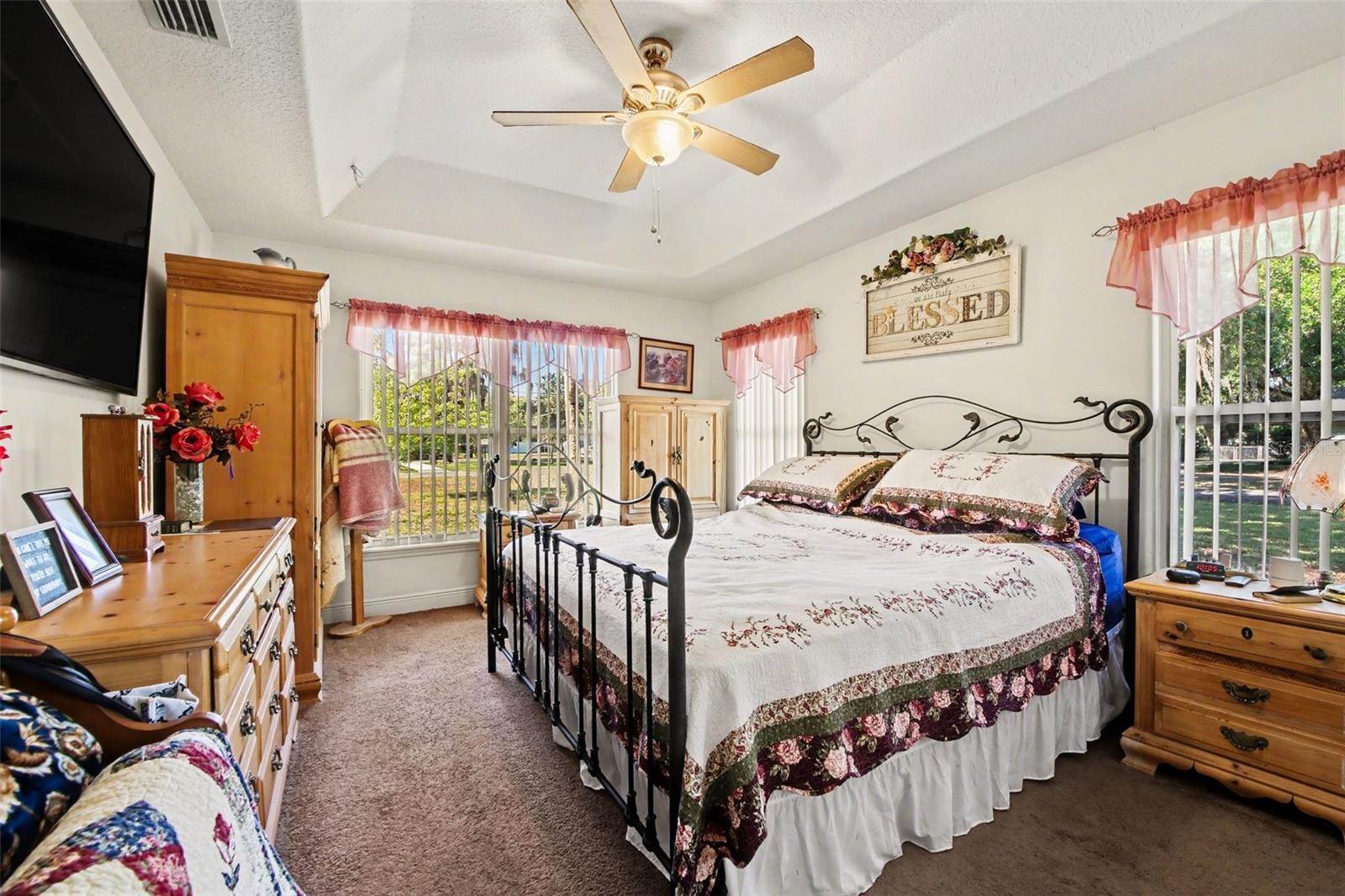 OAKLAND SHORES - Residential