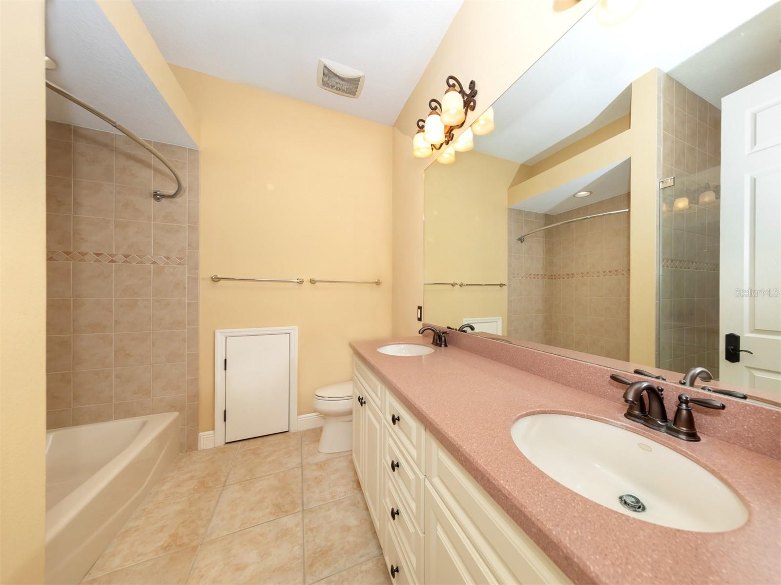 LAKE GERALDINE - Residential