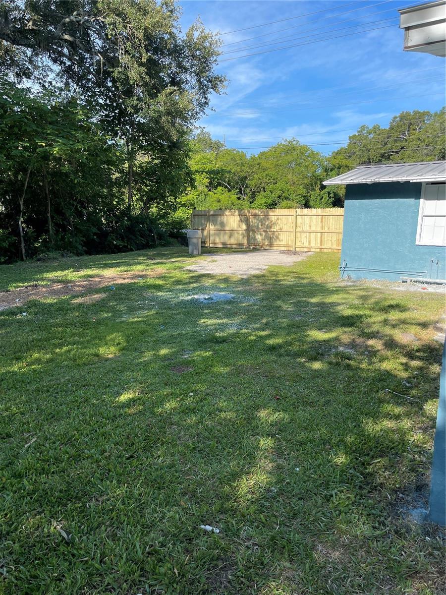 MISSOURI PARK - Residential Lease