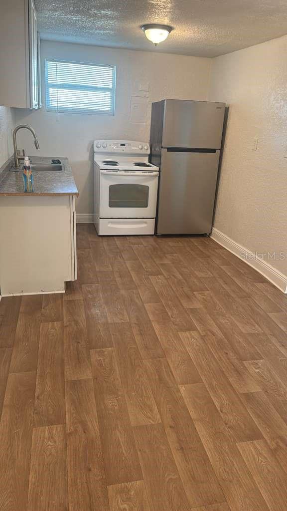 MISSOURI PARK - Residential Lease