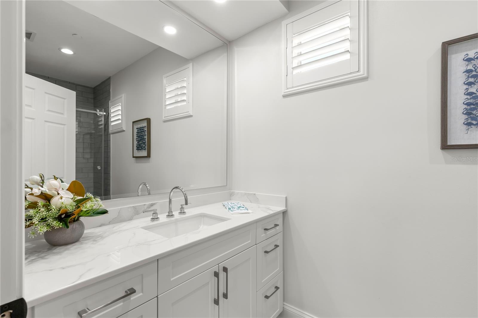 VINOY PLACE CONDO - Residential