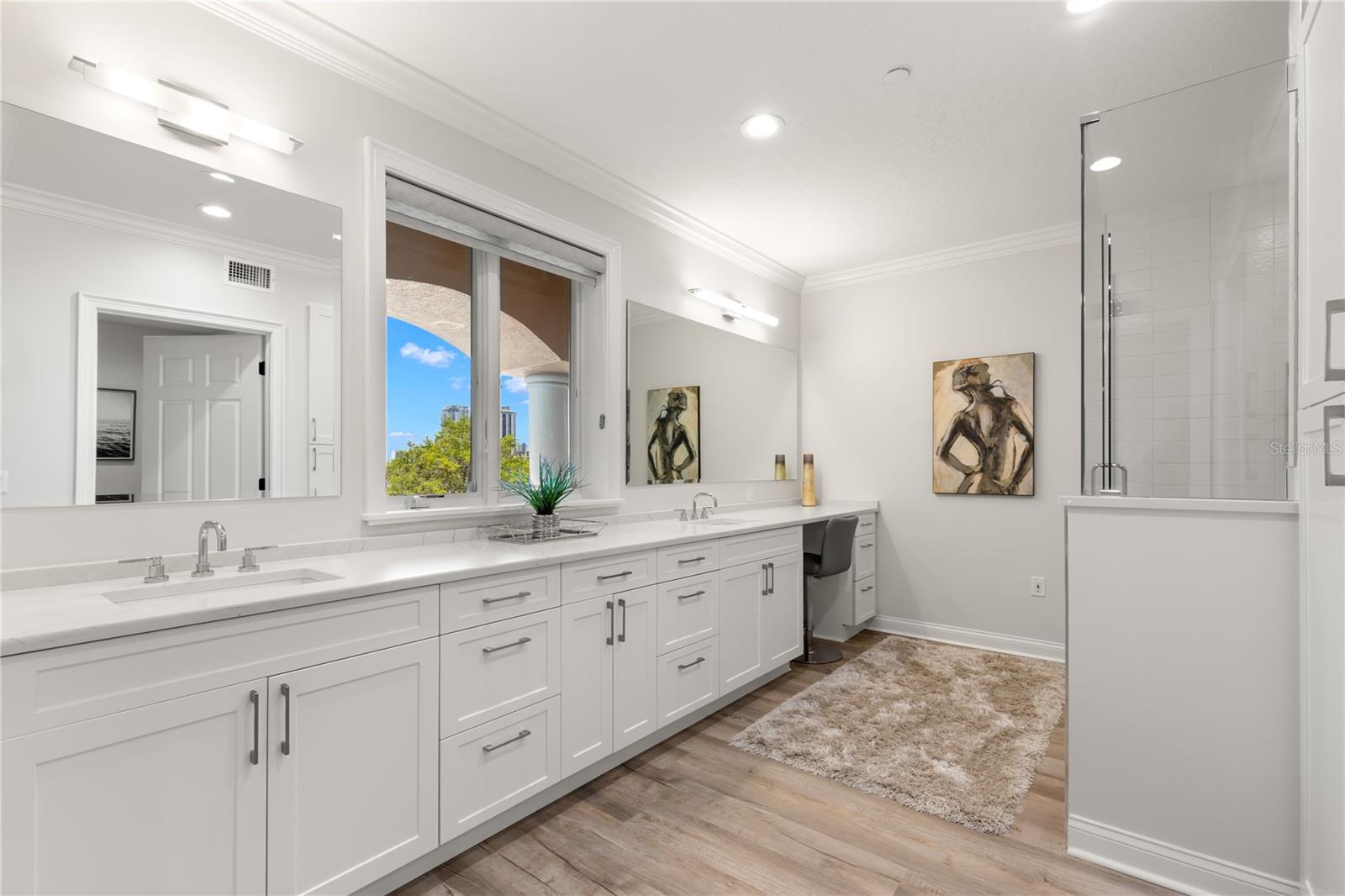 VINOY PLACE CONDO - Residential