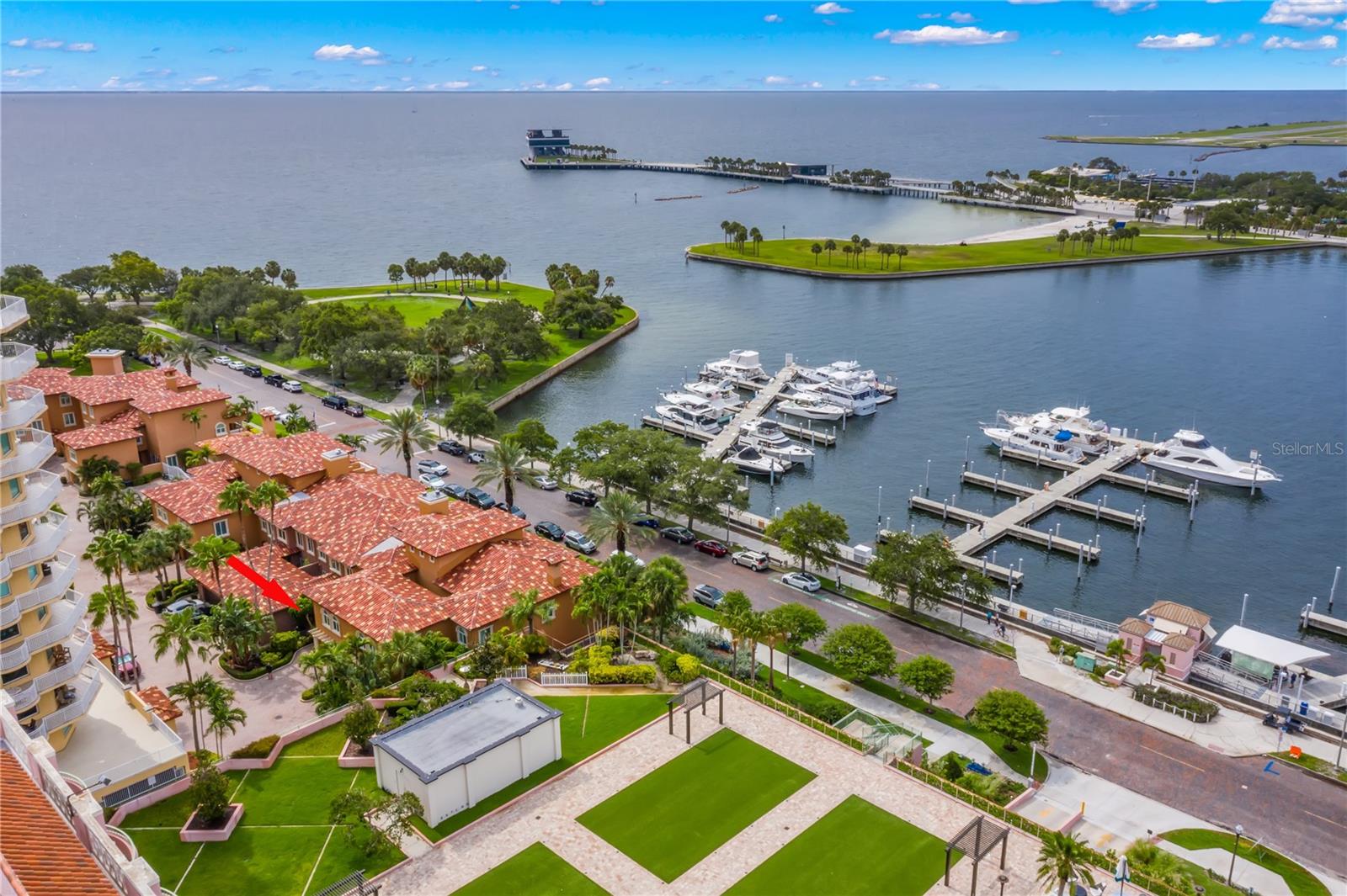 VINOY PLACE CONDO - Residential