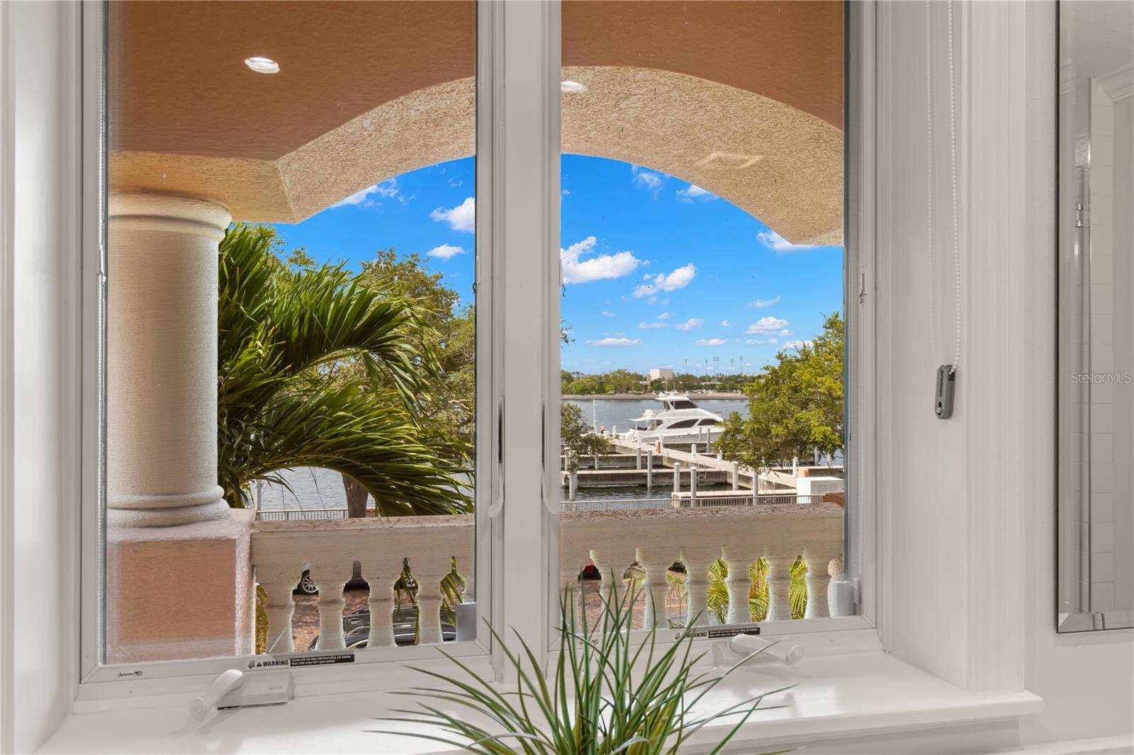 VINOY PLACE CONDO - Residential