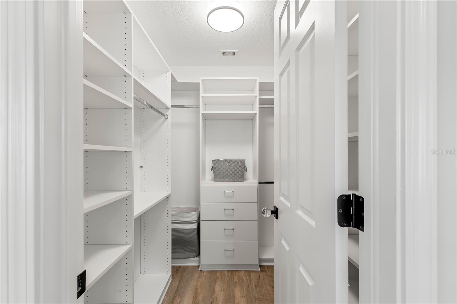 VINOY PLACE CONDO - Residential