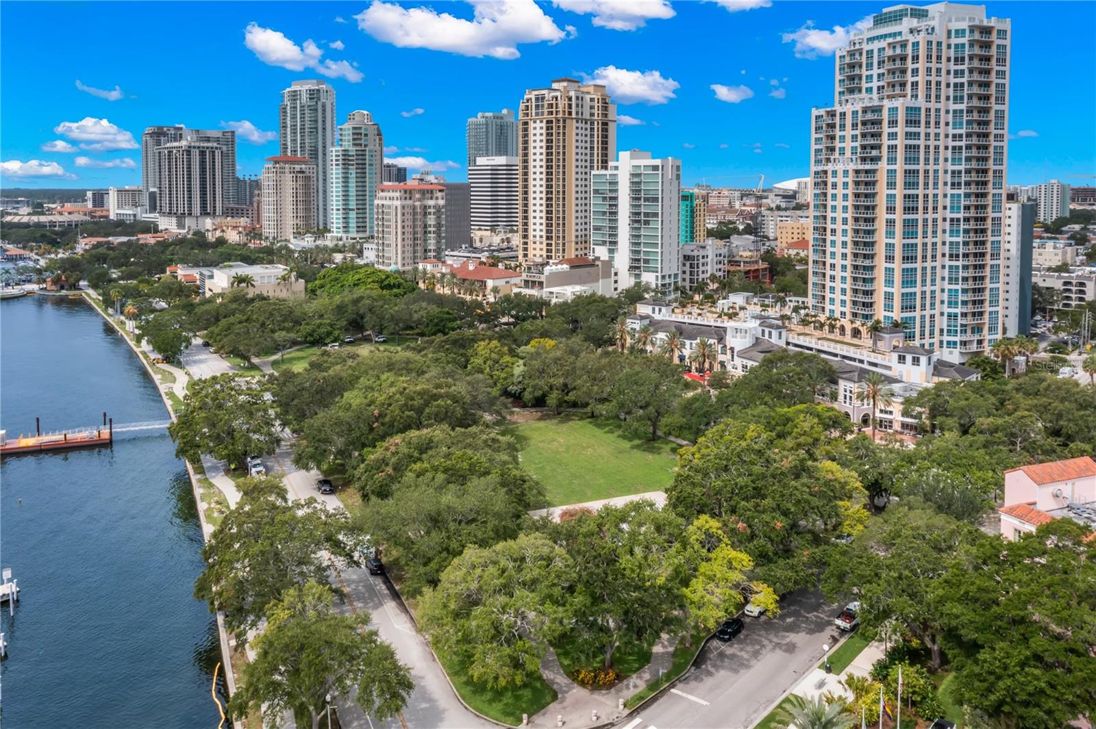 VINOY PLACE CONDO - Residential