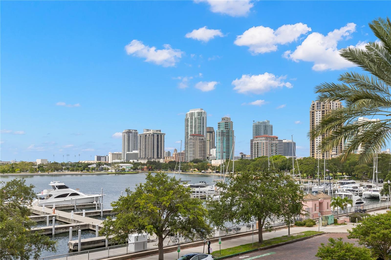 VINOY PLACE CONDO - Residential