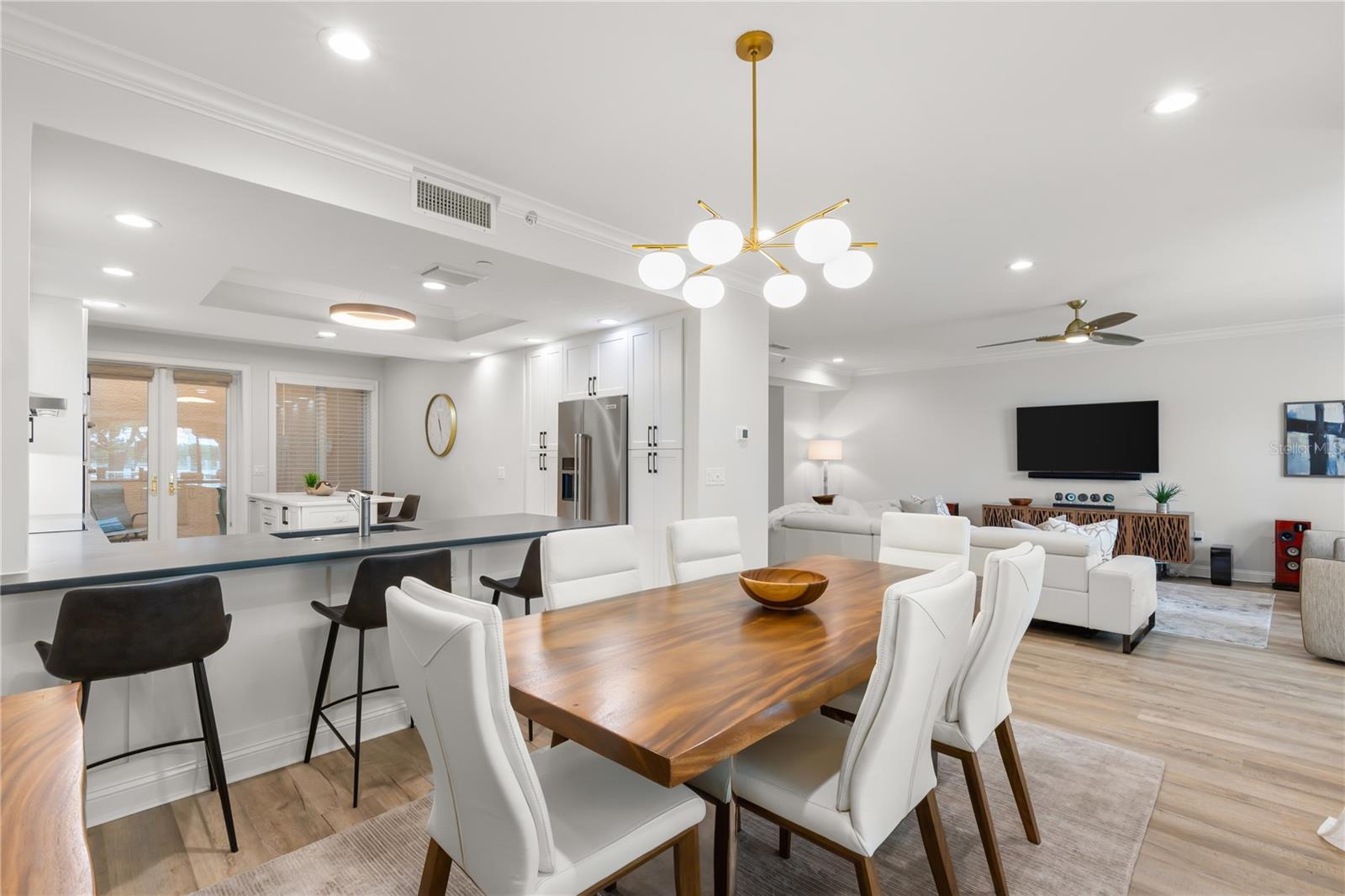 VINOY PLACE CONDO - Residential