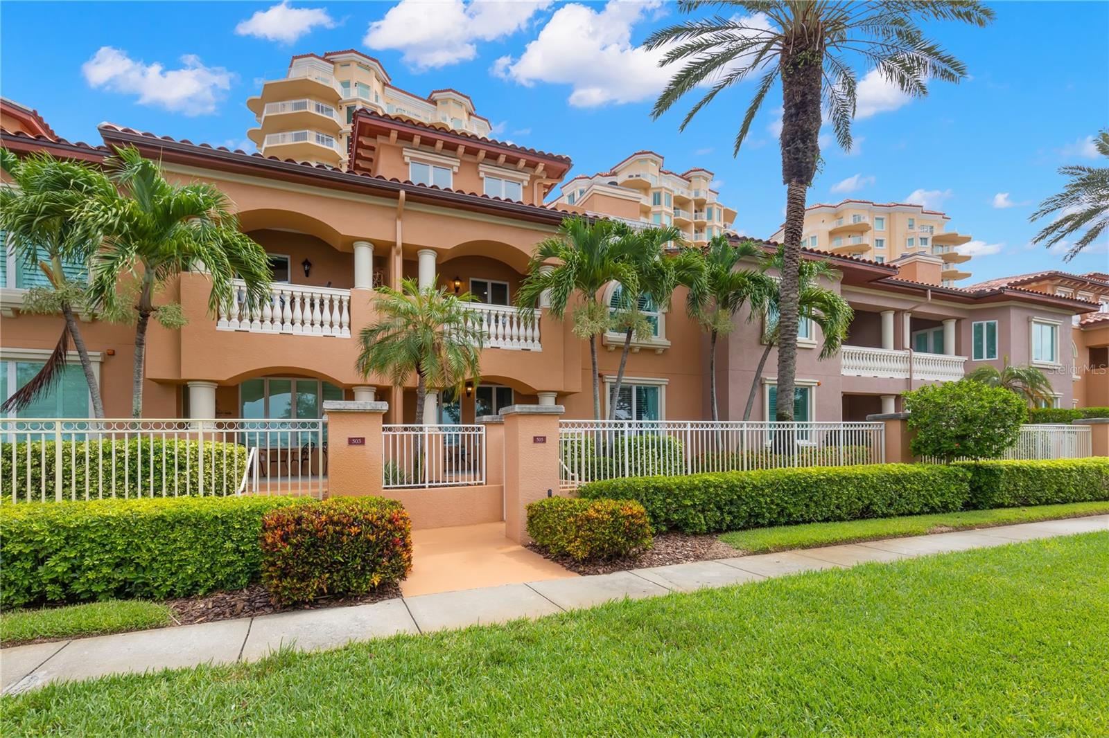 VINOY PLACE CONDO - Residential